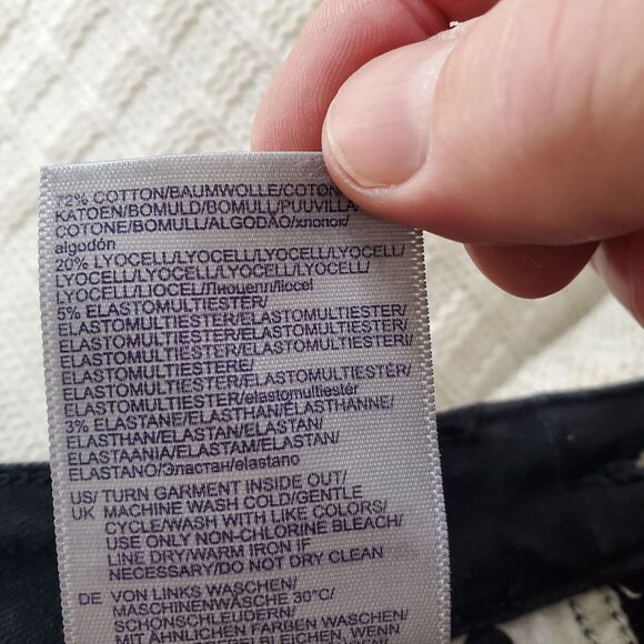 ✨ NYDJ ✨ Barbara Bootcut Jeans - [2 Petite=26×28, Black] - Picture 13 of 13